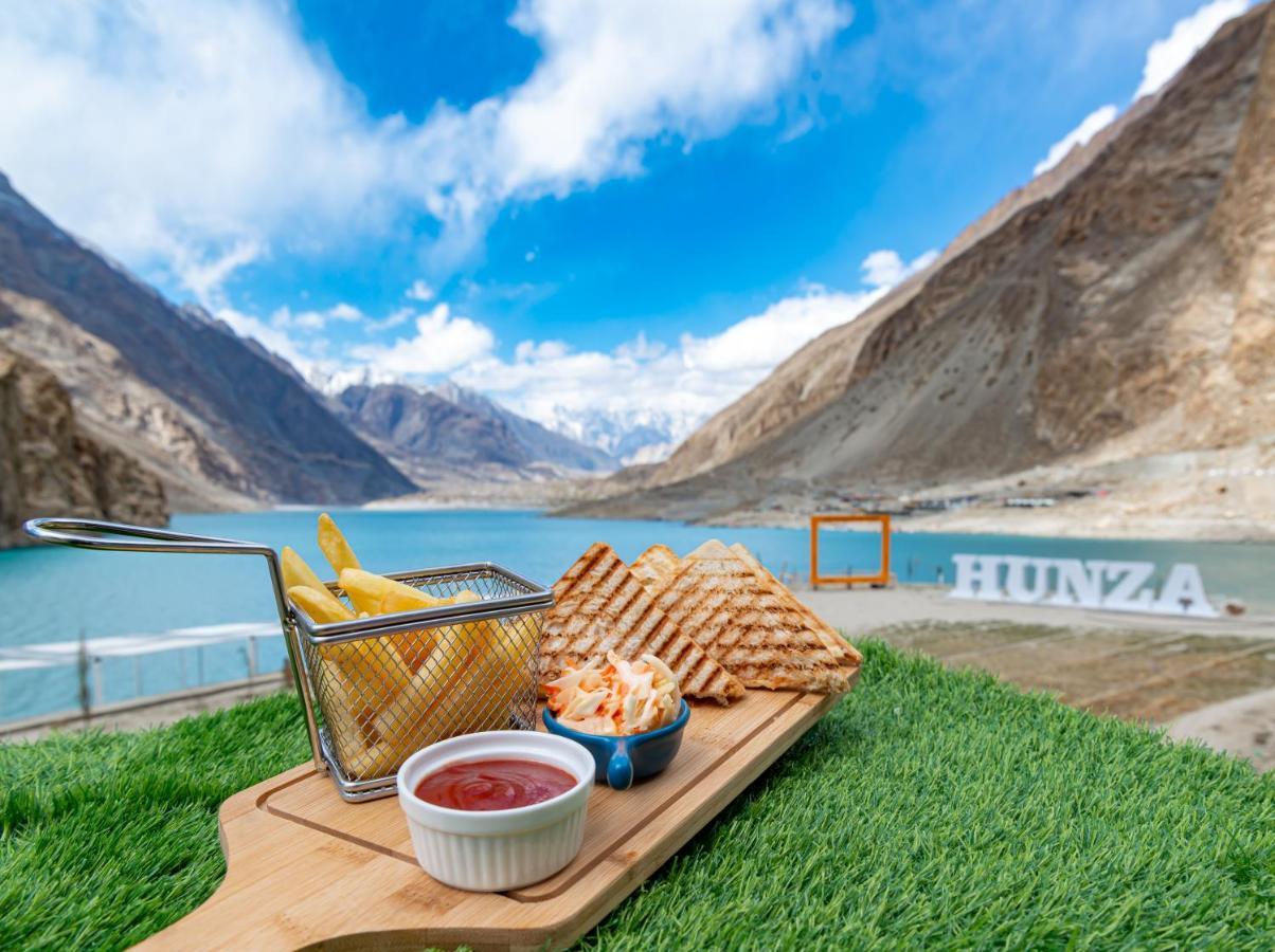 Luxus Hunza Attabad Lake Resort Karimabad  外观 照片