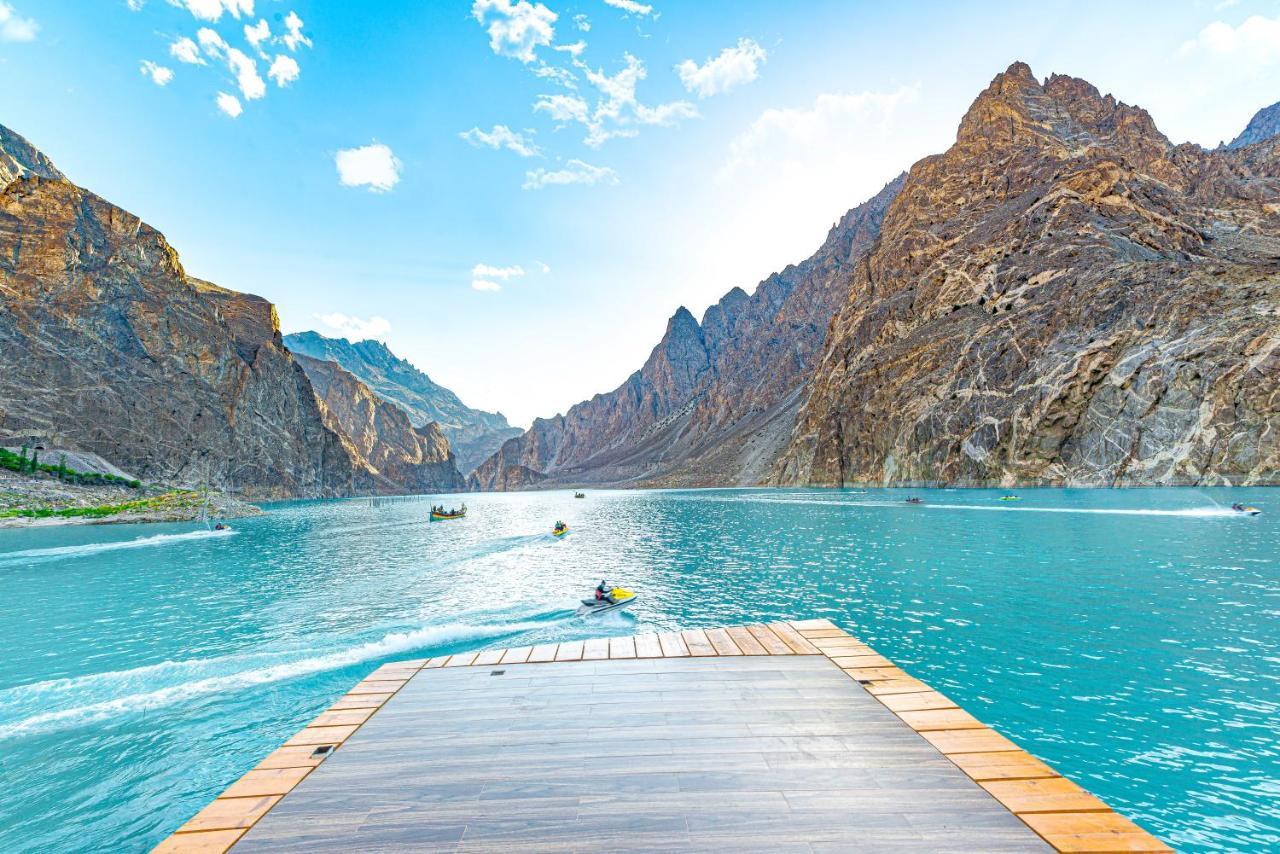 Luxus Hunza Attabad Lake Resort Karimabad  外观 照片
