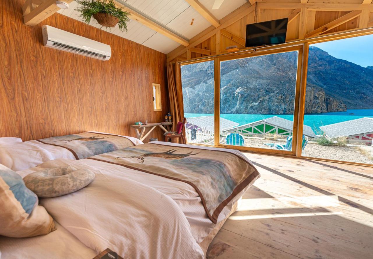 Luxus Hunza Attabad Lake Resort Karimabad  外观 照片