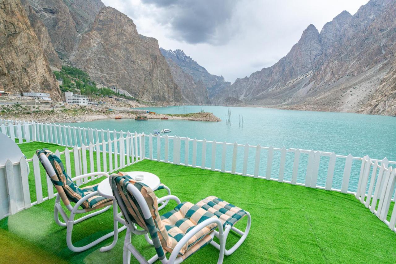 Luxus Hunza Attabad Lake Resort Karimabad  外观 照片