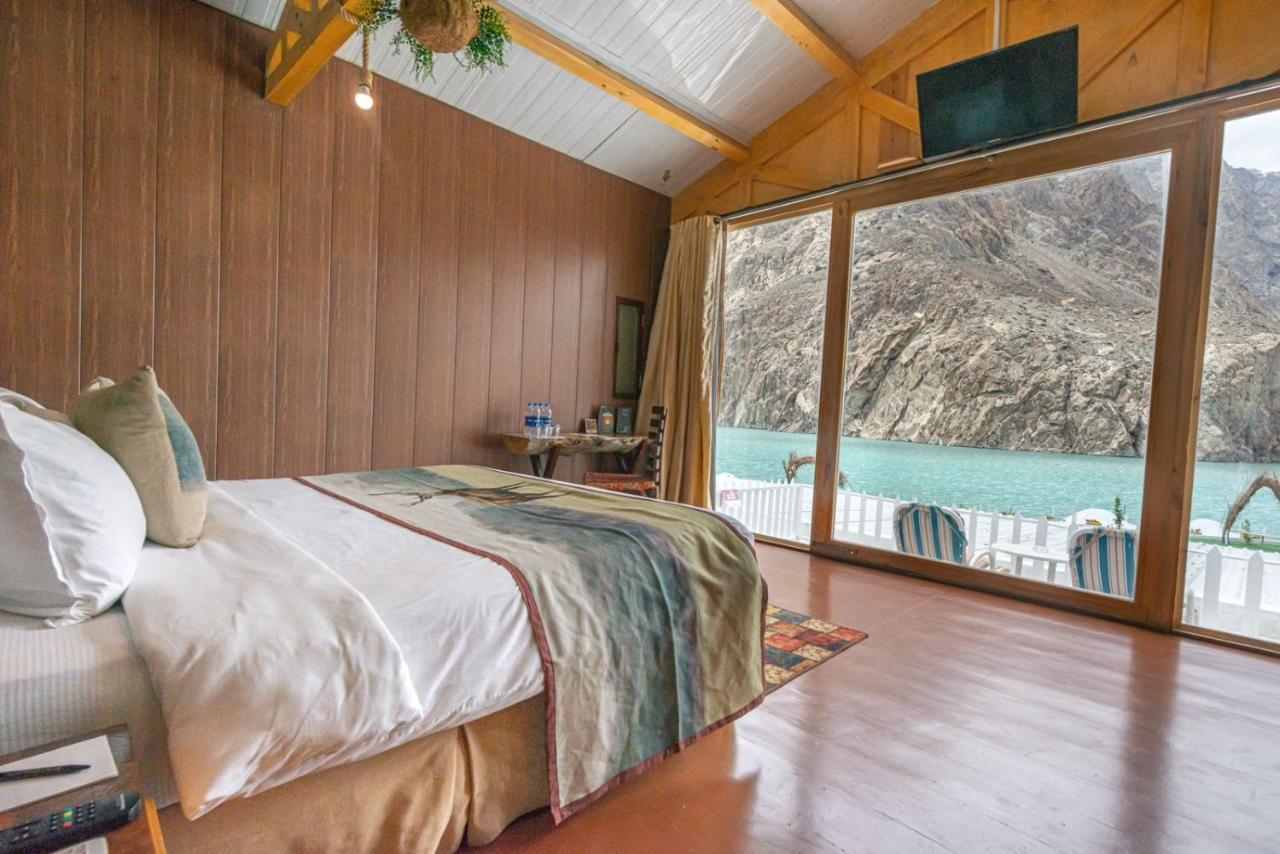 Luxus Hunza Attabad Lake Resort Karimabad  外观 照片